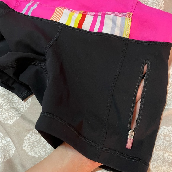 Size 2 Black Lululemon Fast Track Running Shorts with Raspberry Glo Waist - Picture 12 of 16